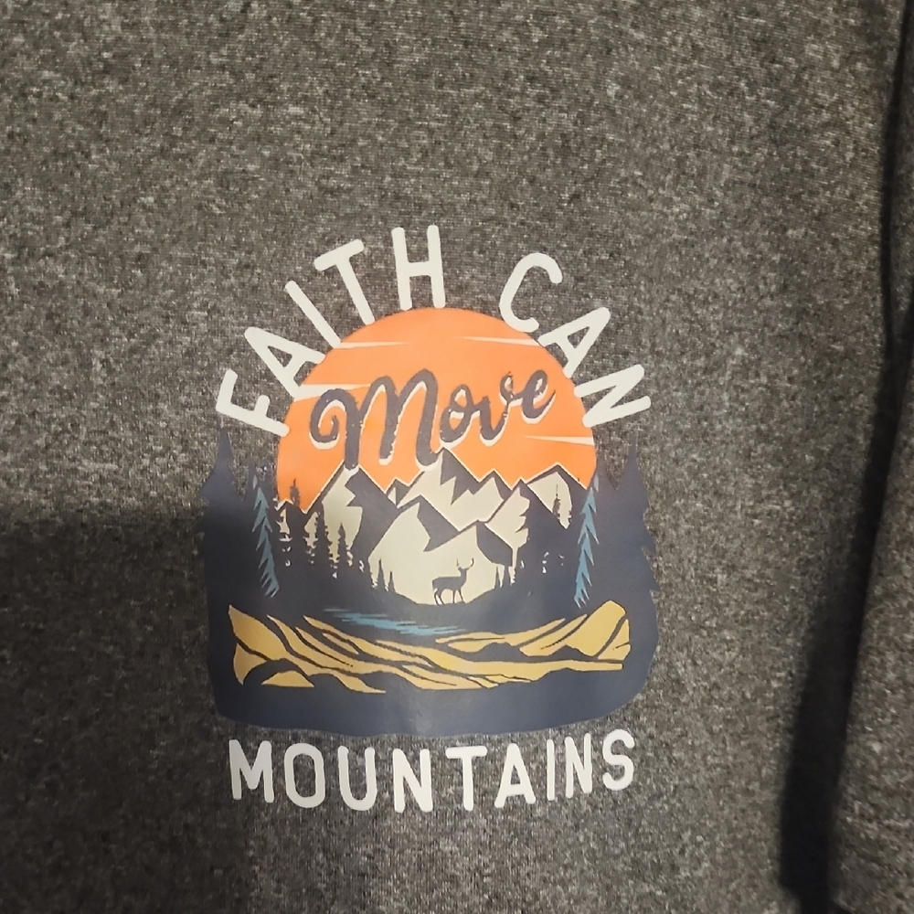 SHEIN Charcoal Graphic Tee - Picture 2 of 4